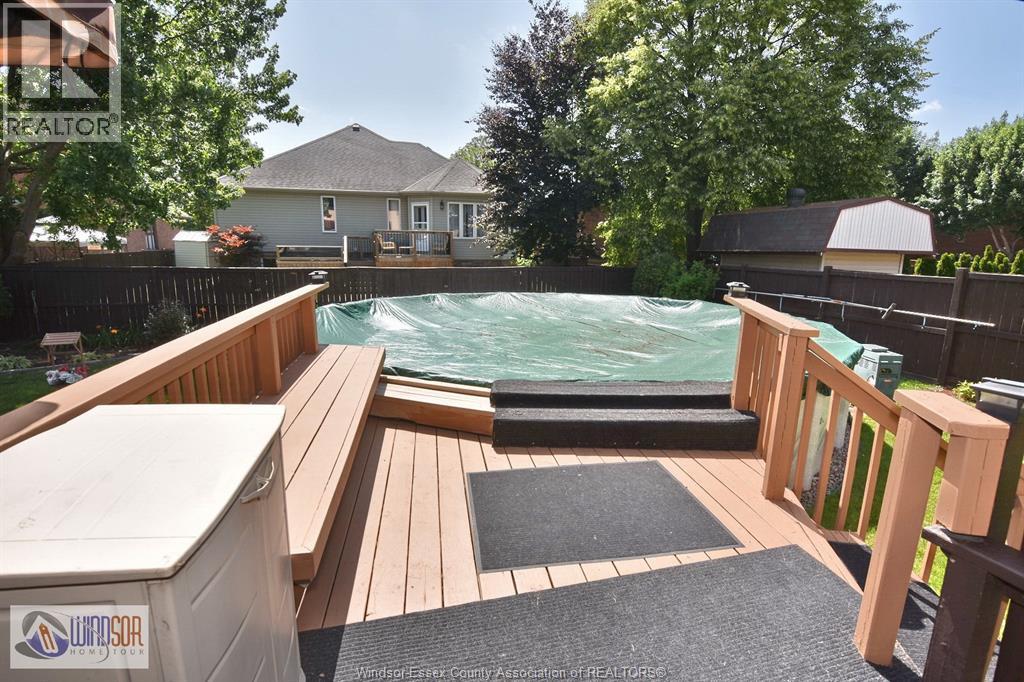3915 VILLA BORGHESE DRIVE - 34