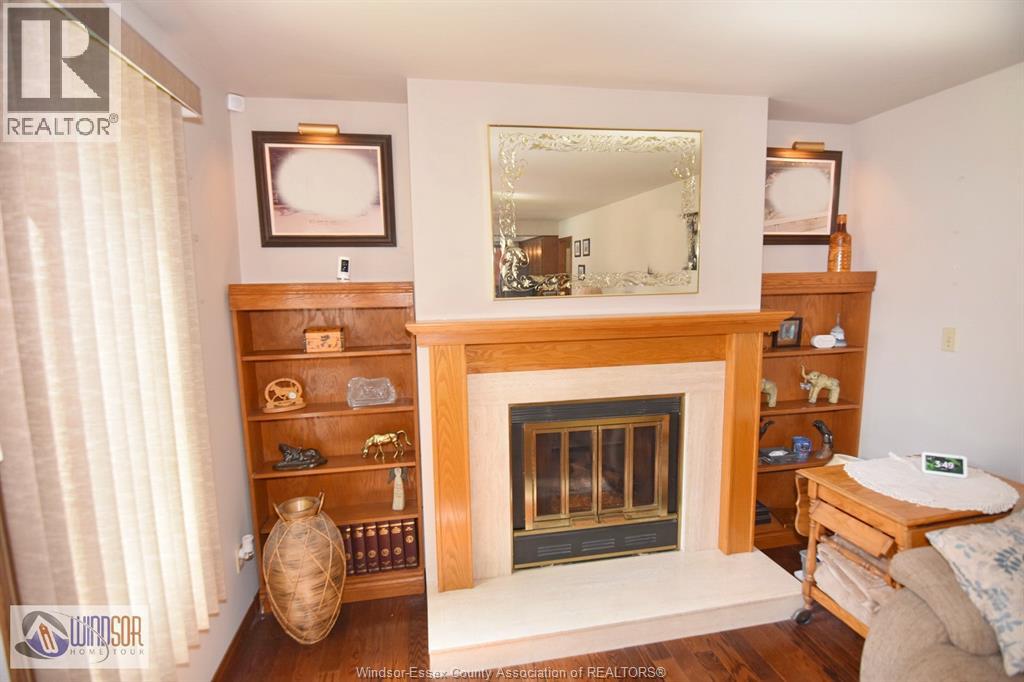 3915 VILLA BORGHESE DRIVE - 9