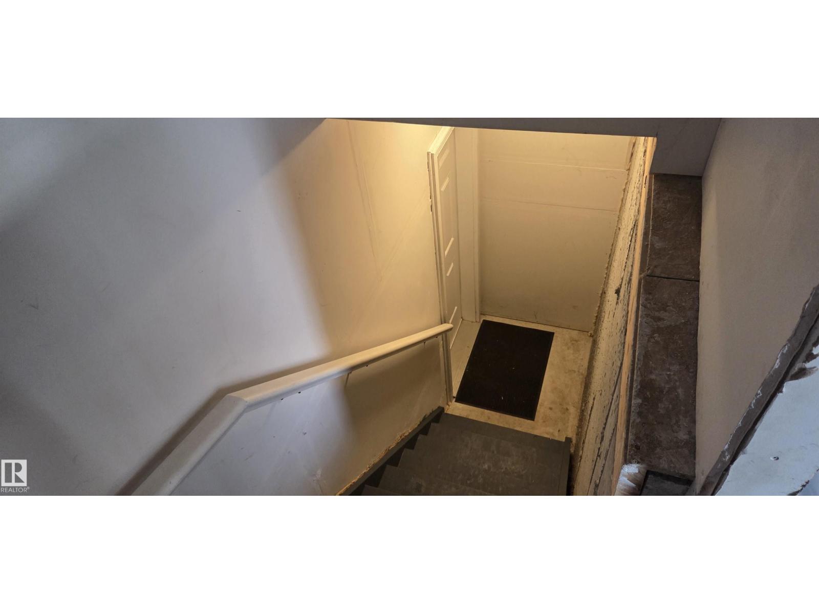 16505 133 ST NW - 24