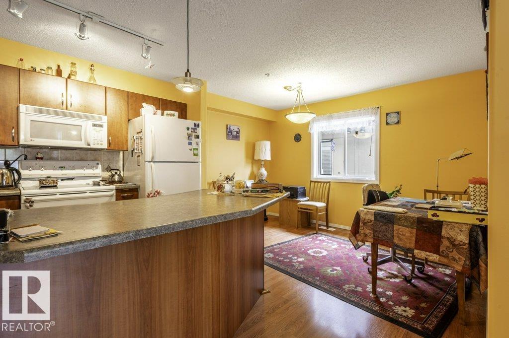 #303 10528 77 AV NW - 13