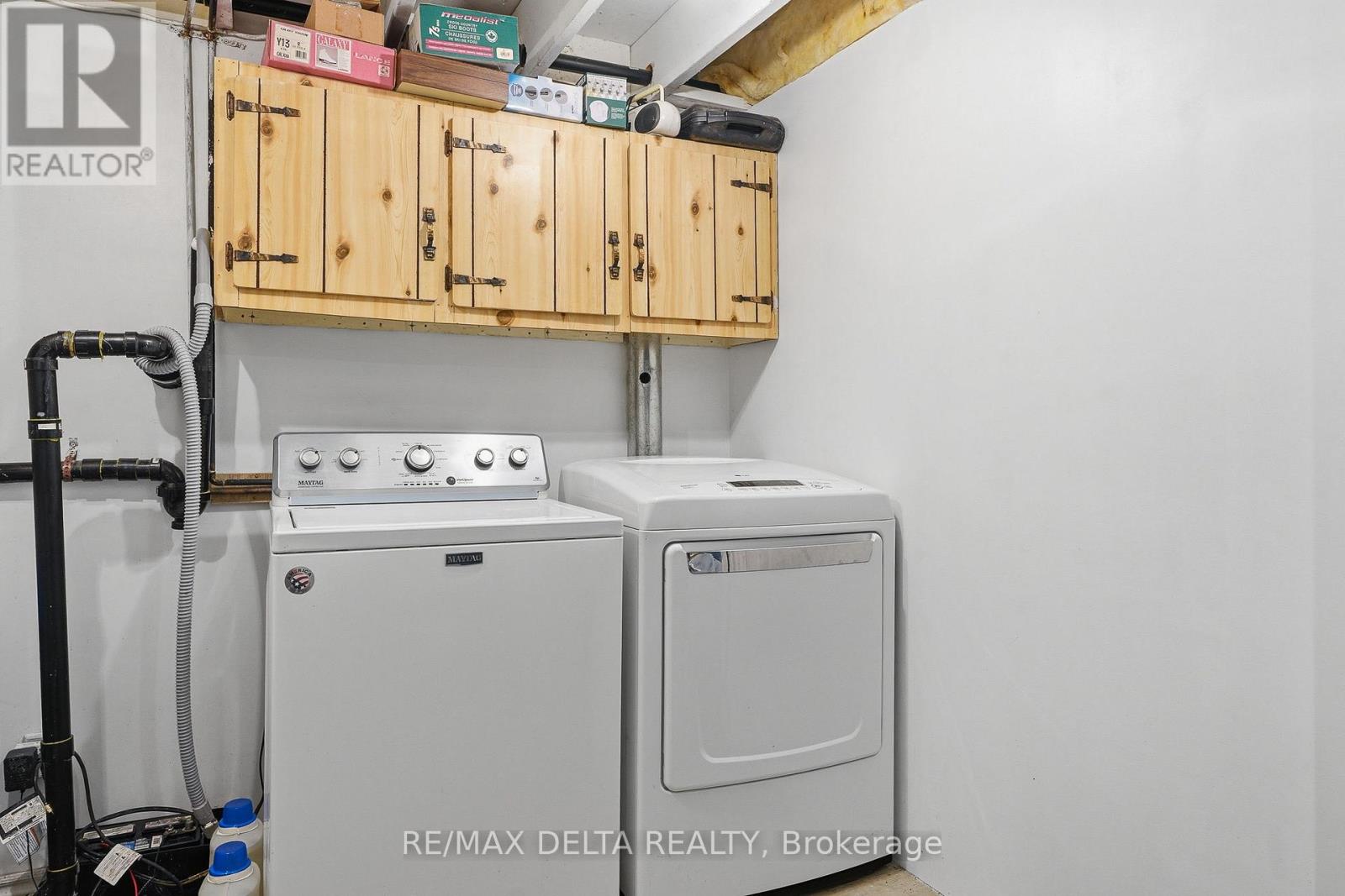 915 ELIZABETH ROAD - Image 28