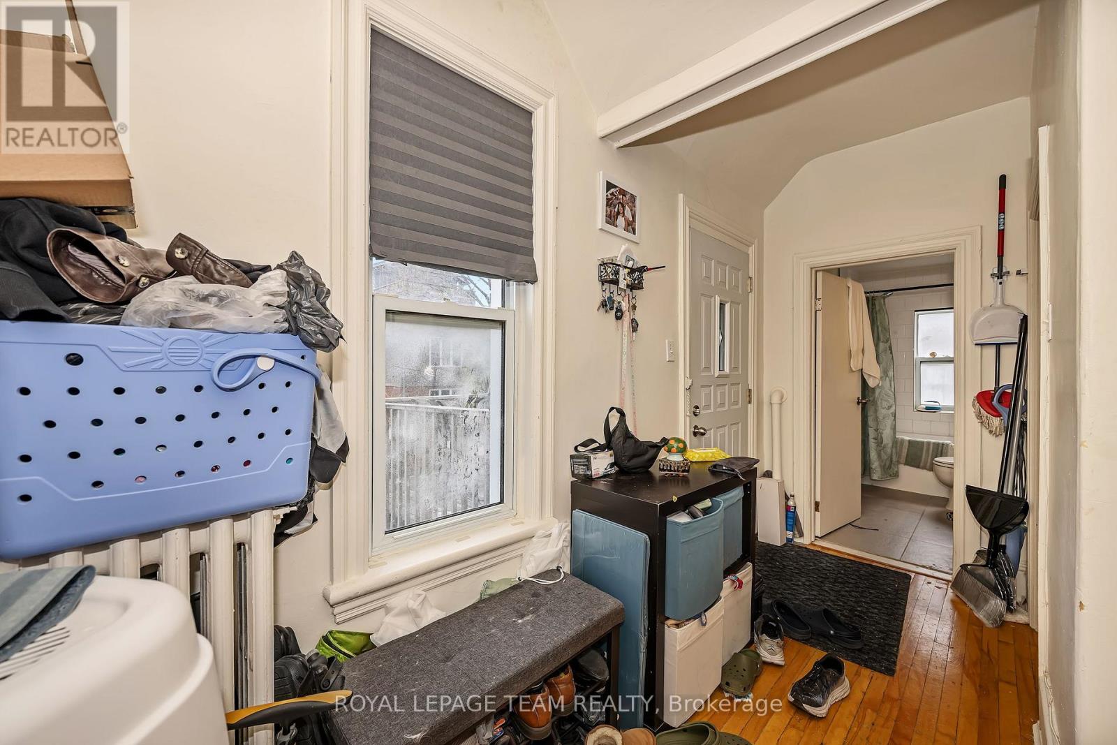 11 SHERBROOKE AVENUE - 28