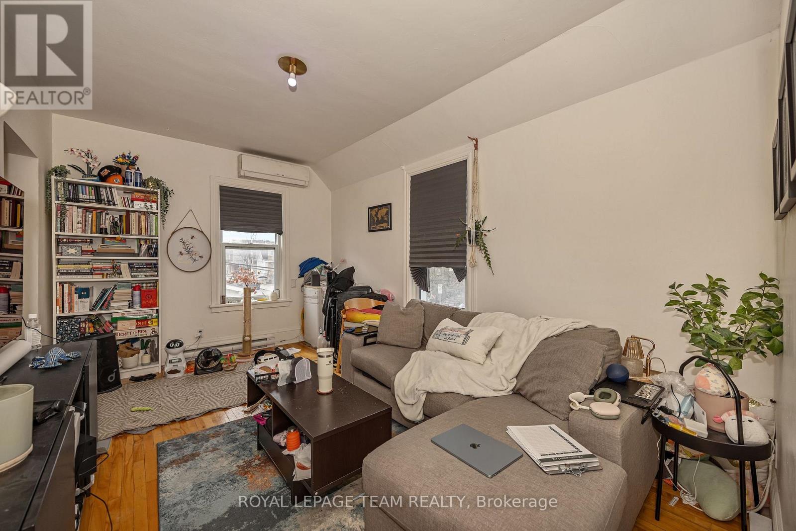 11 SHERBROOKE AVENUE - 30