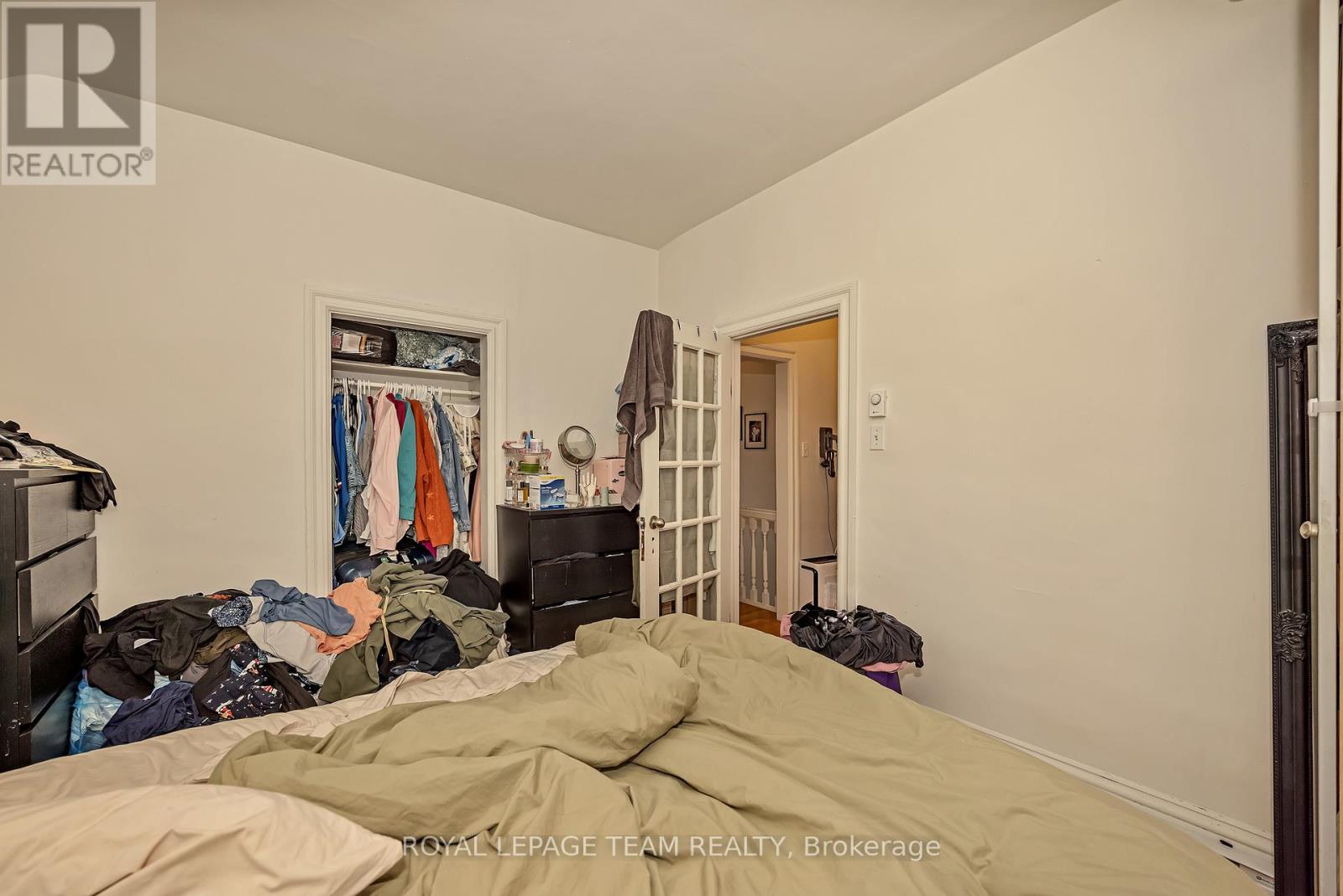 11 SHERBROOKE AVENUE - 39