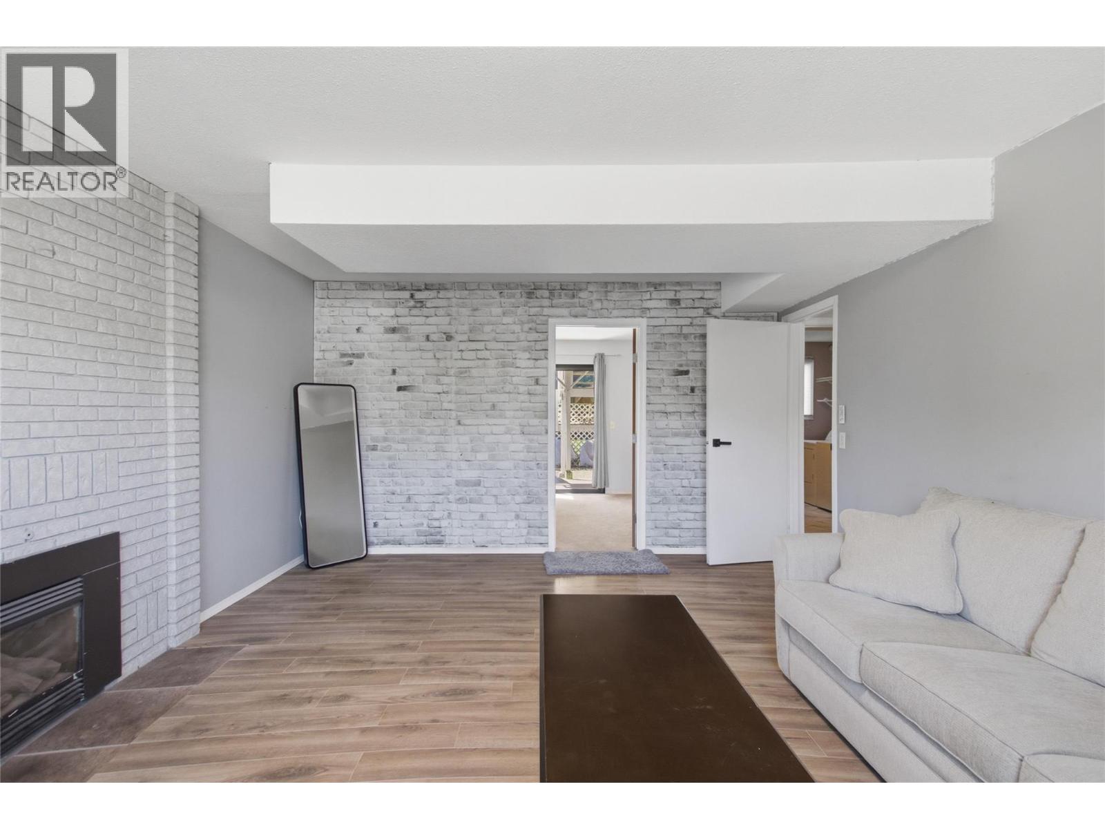 6193 Dallas Drive - Image 9