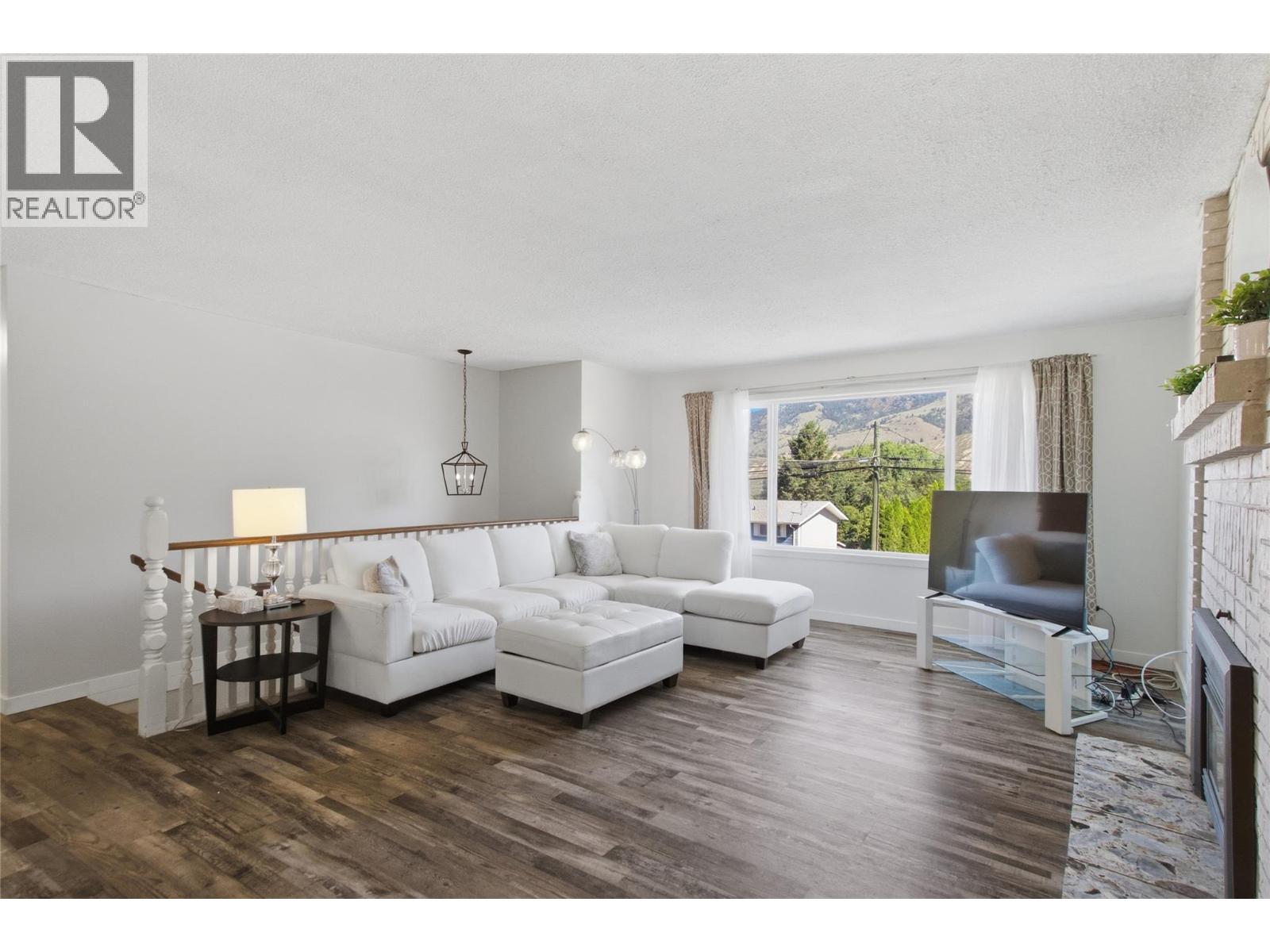 6193 Dallas Drive - 3