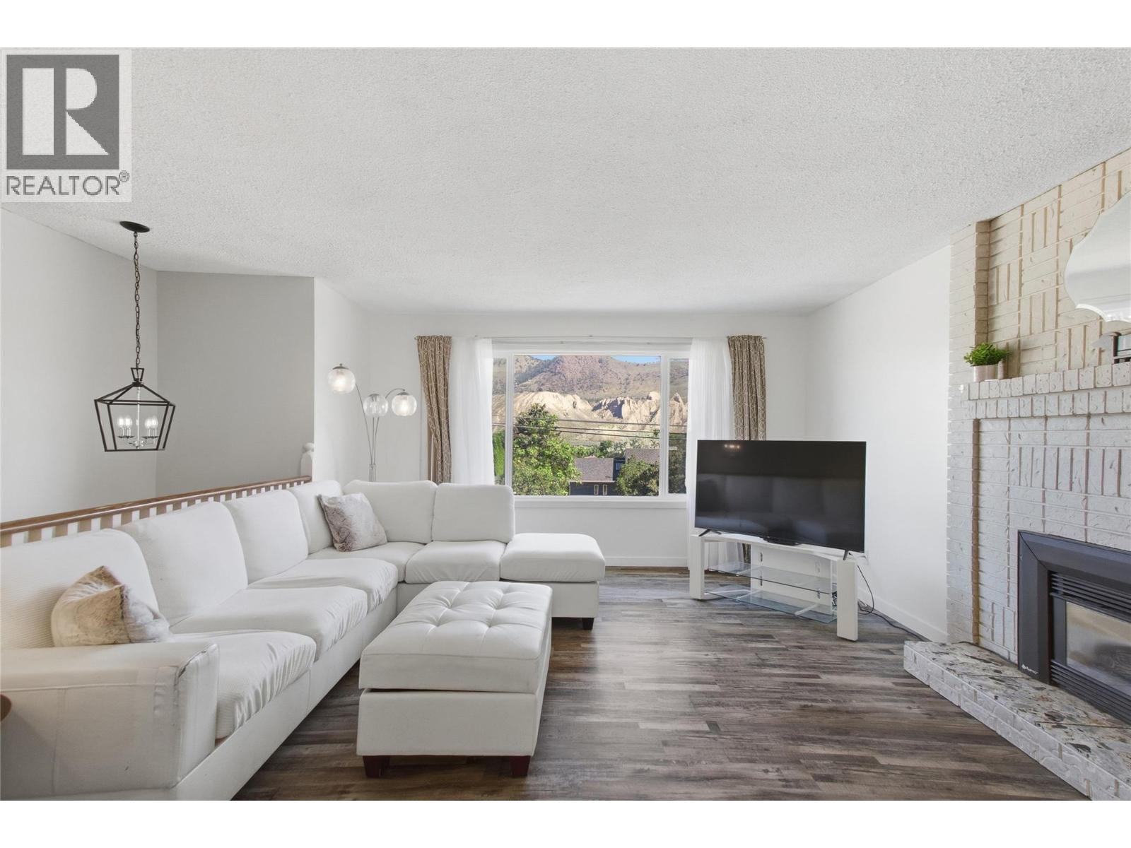 6193 Dallas Drive - 2