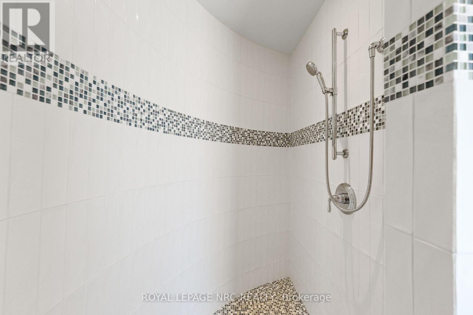 1234 LAKESHORE ROAD - Image 17
