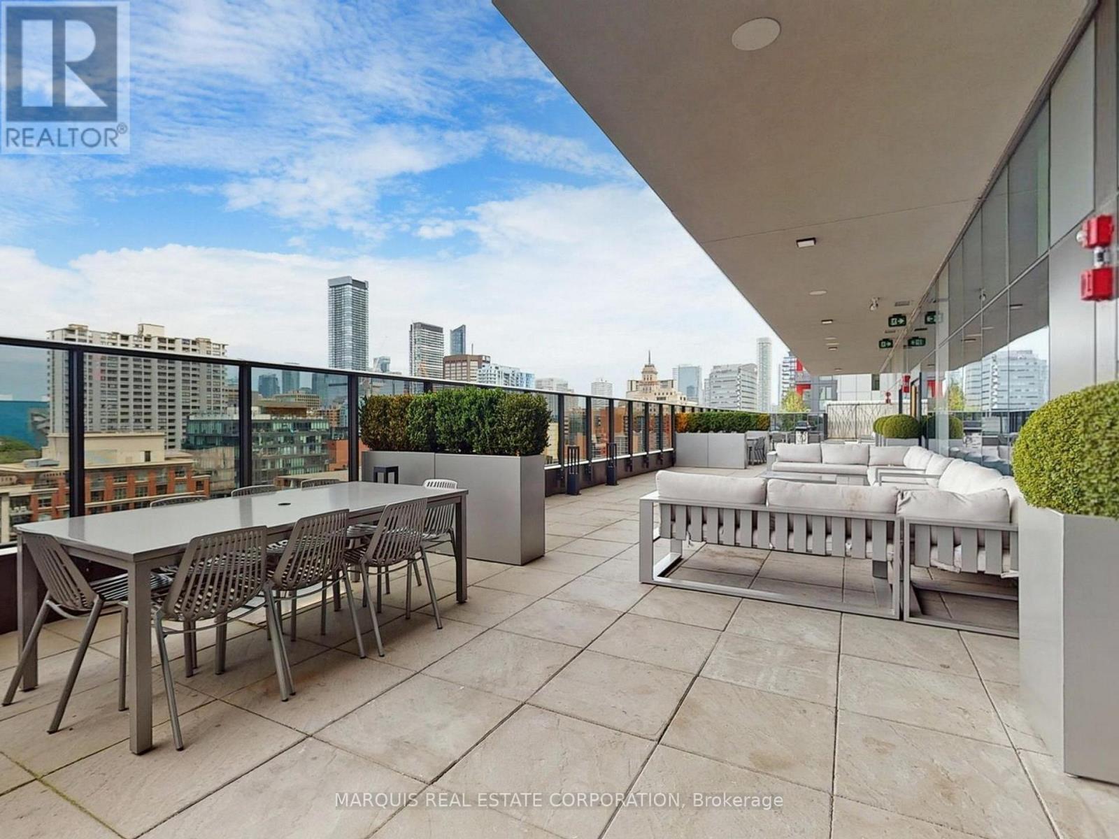 #505 330 RICHMOND STREET W - 19