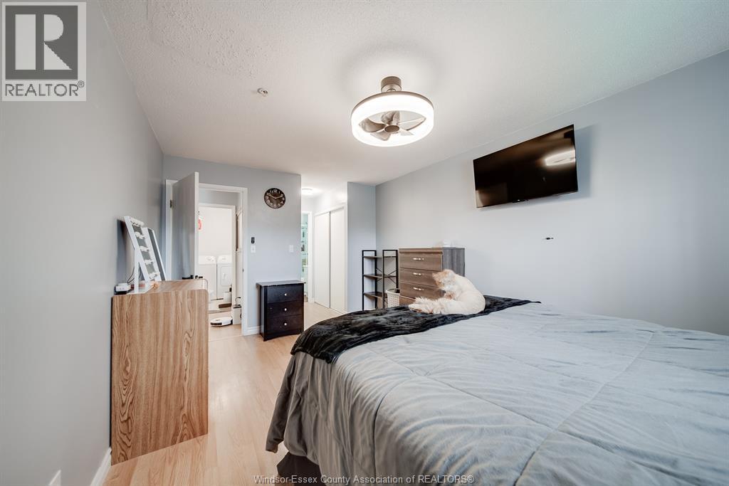 #305 90 MURRAY STREET - 22