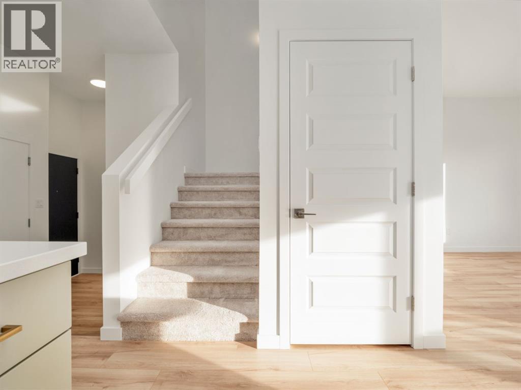 245 Caribou Way N - 10