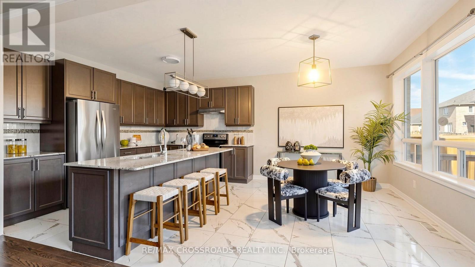 29 LAMPKIN STREET - 13