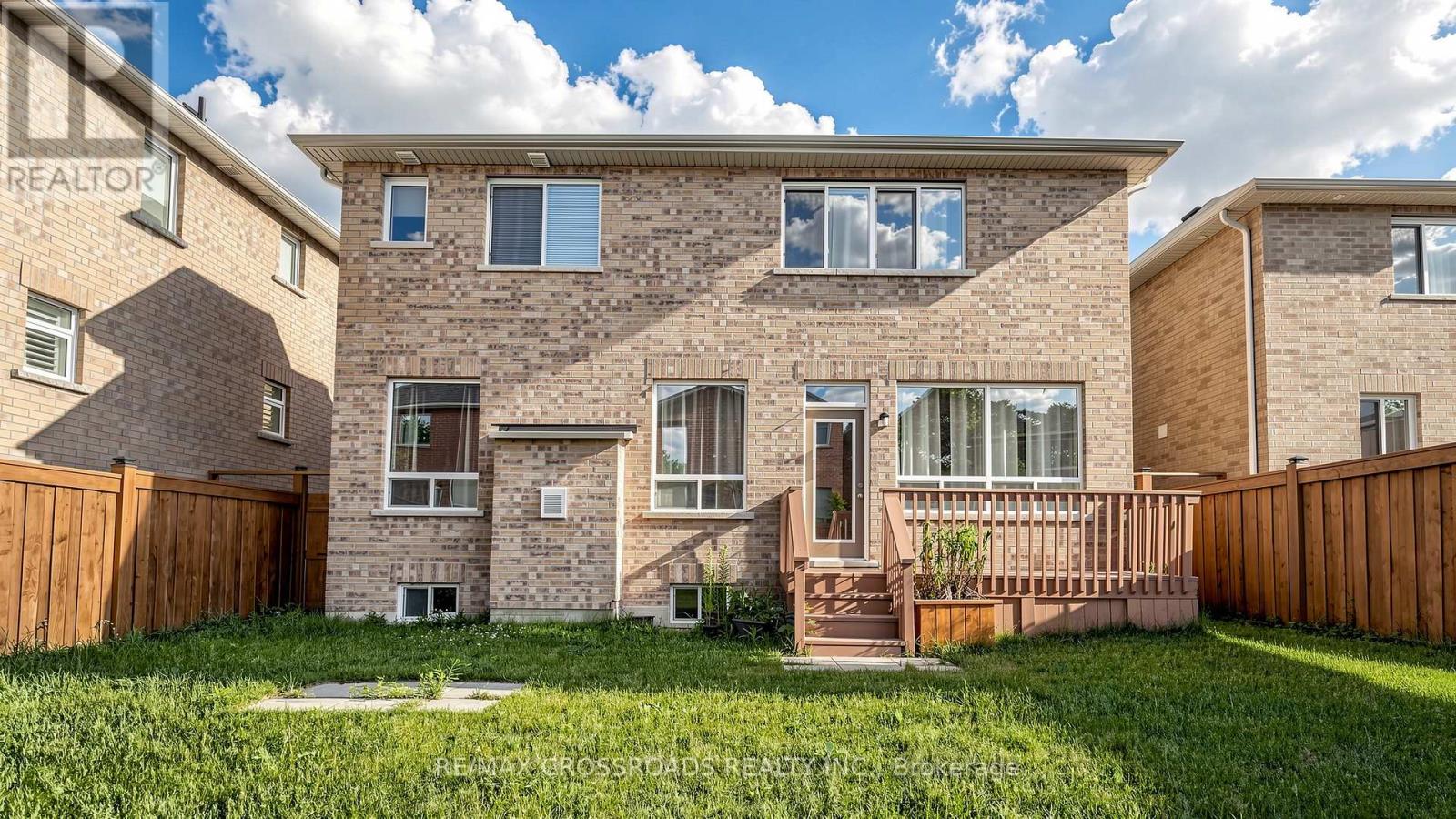 29 LAMPKIN STREET - 41
