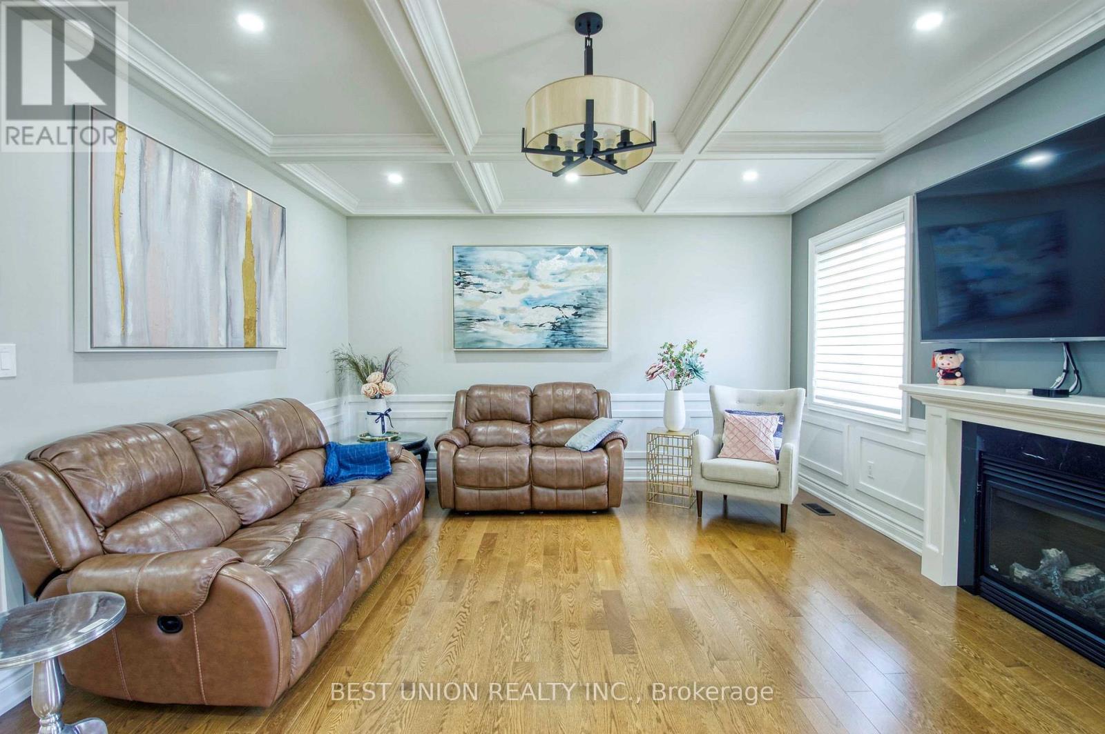 1183 MCTAVISH DRIVE - 13