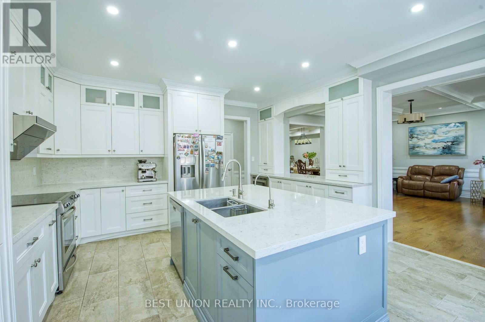 1183 MCTAVISH DRIVE - 17