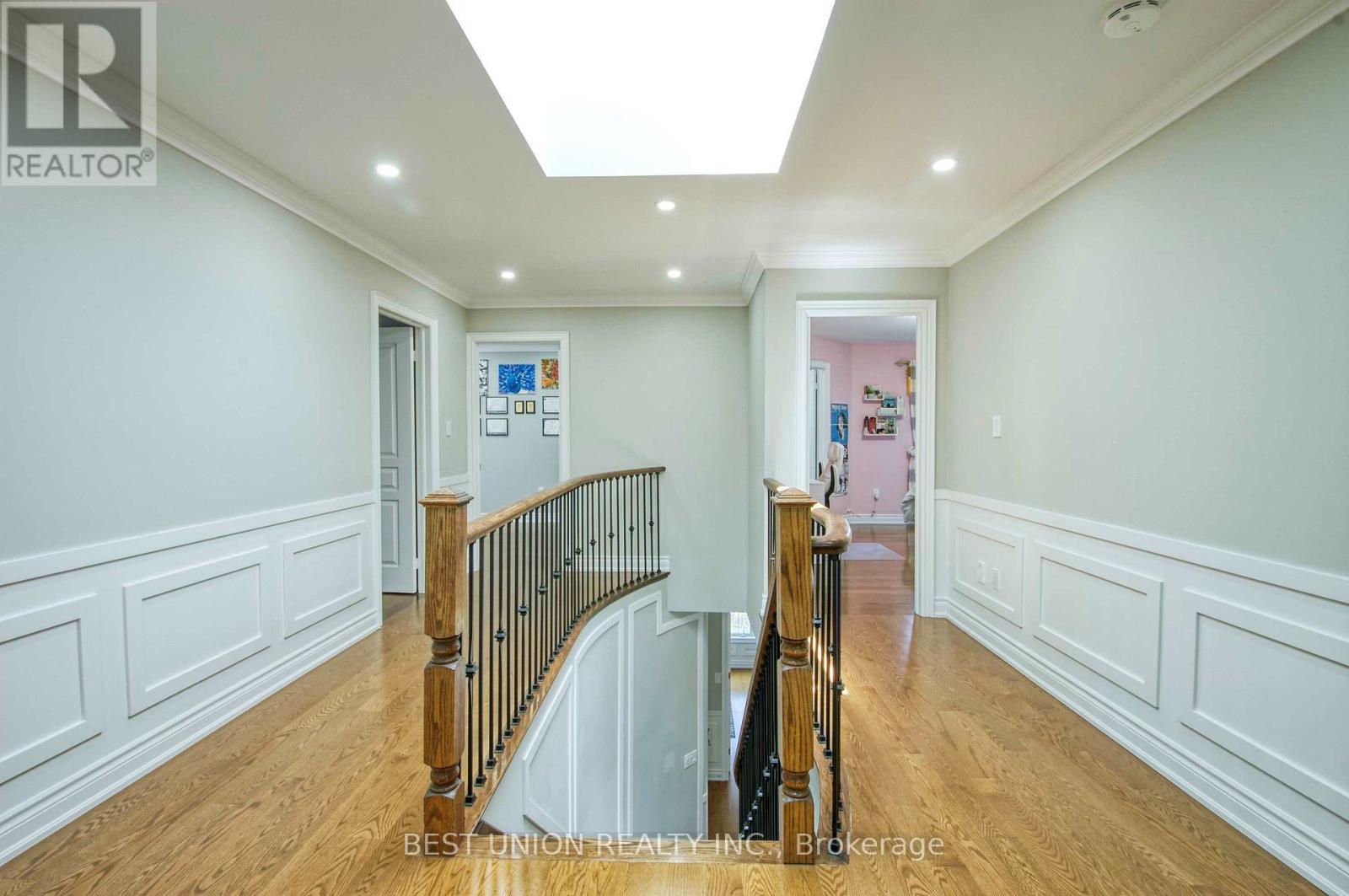 1183 MCTAVISH DRIVE - 27