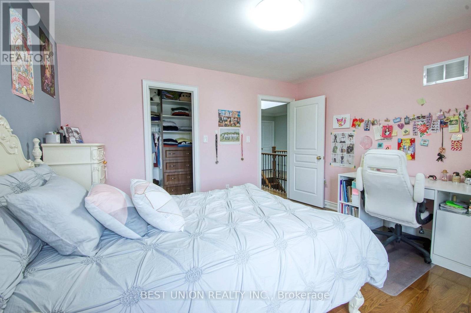 1183 MCTAVISH DRIVE - 36