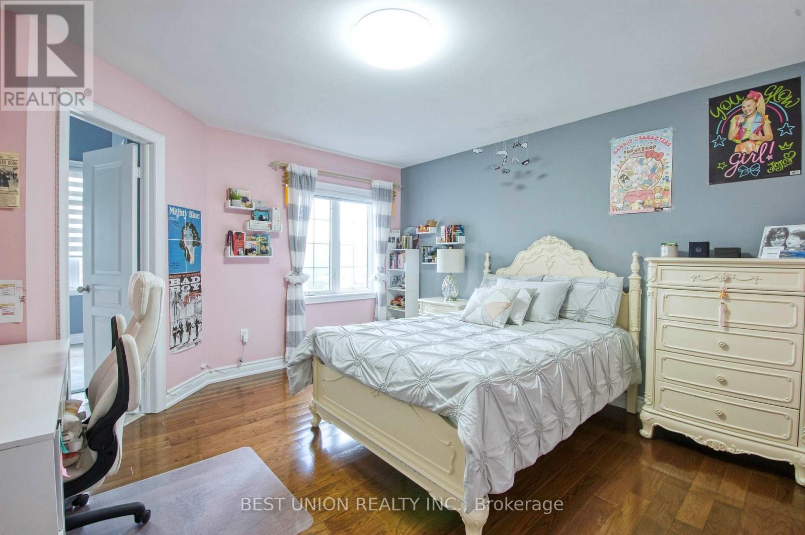 1183 MCTAVISH DRIVE - 37