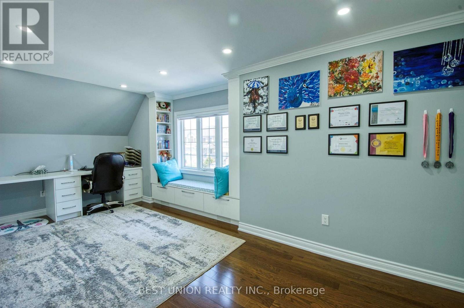 1183 MCTAVISH DRIVE - 41