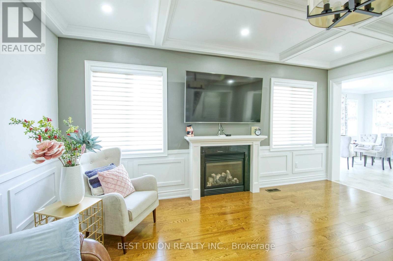 1183 MCTAVISH DRIVE - 9