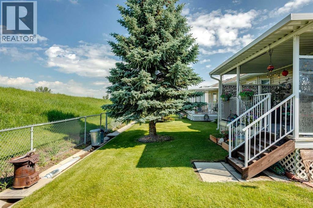 631 Riverside Boulevard NW — photo 38