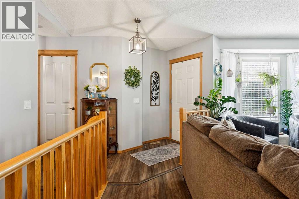 631 Riverside Boulevard NW — photo 7