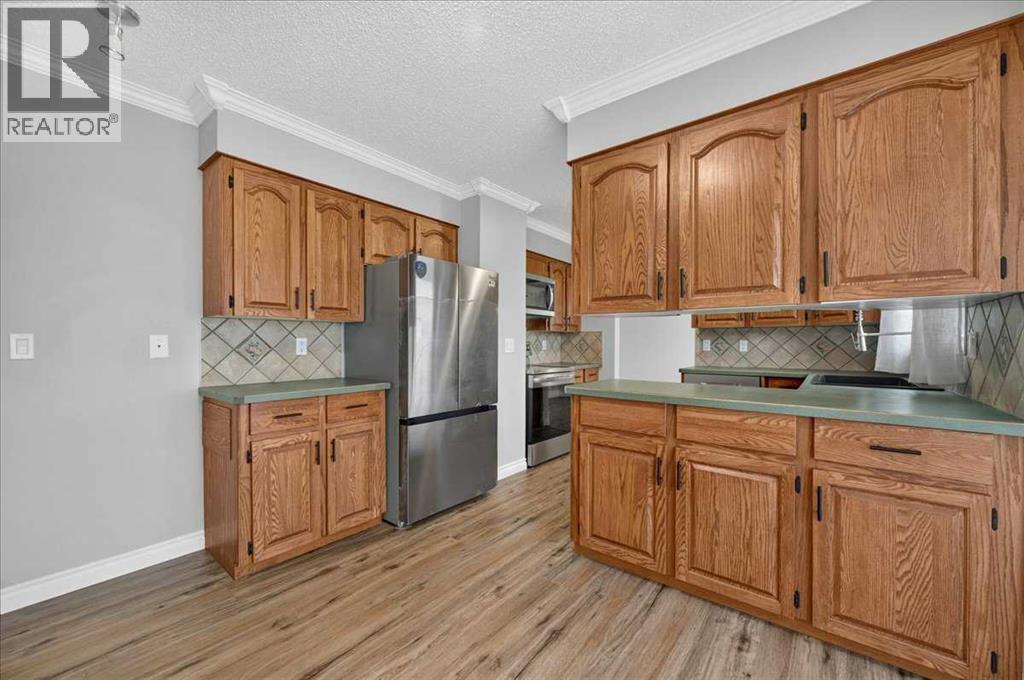 1614 Harrison Street — photo 17