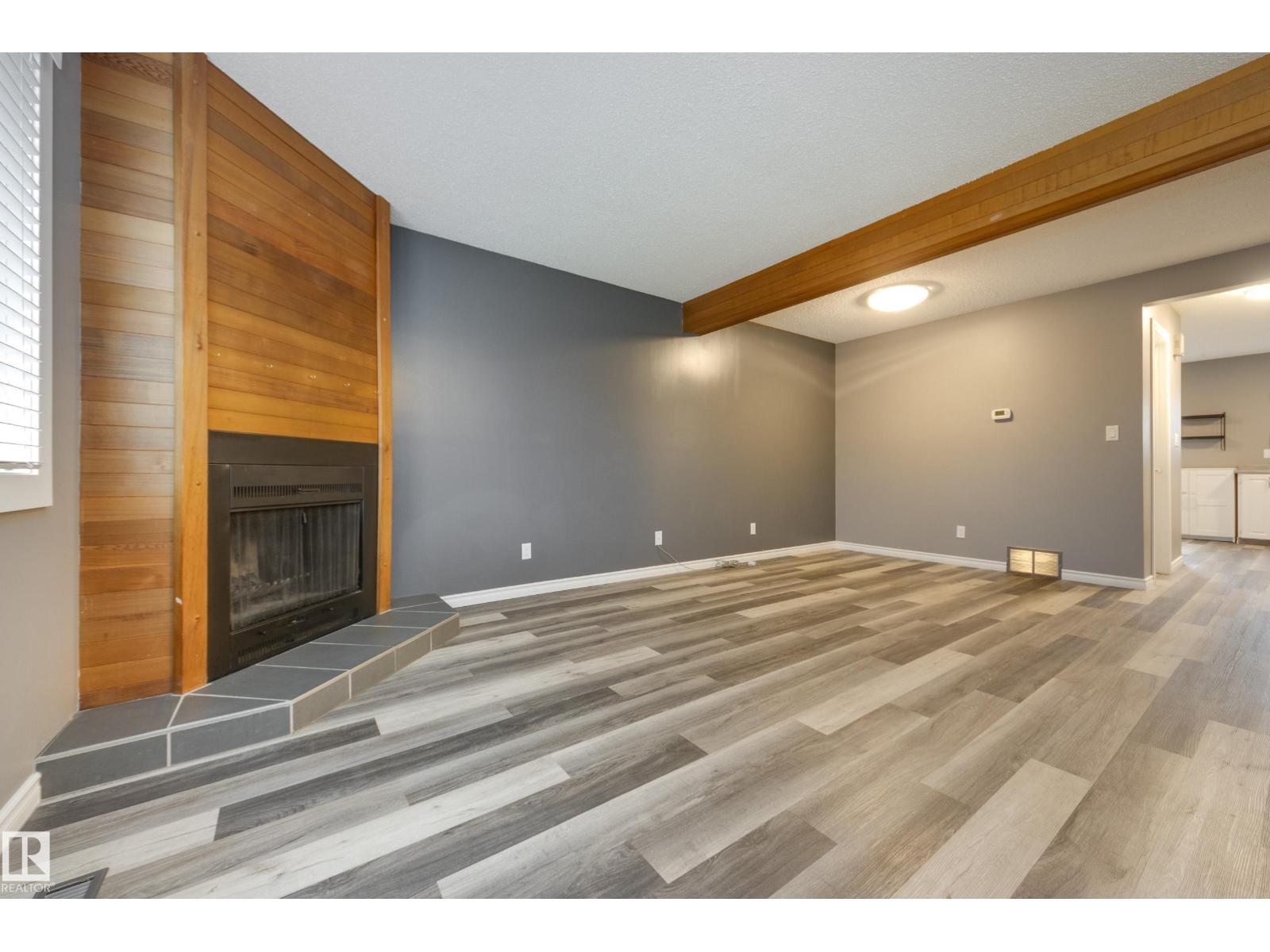 3526 42 AV NW - 5