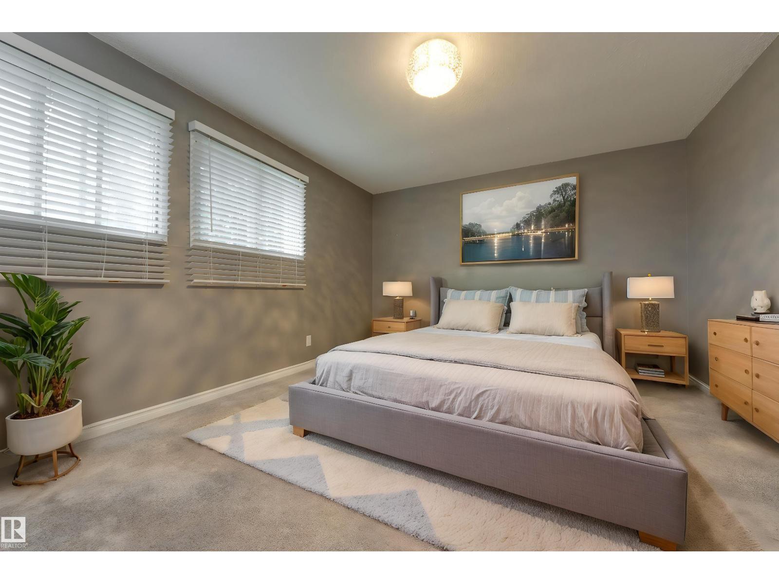 3526 42 AV NW - 18