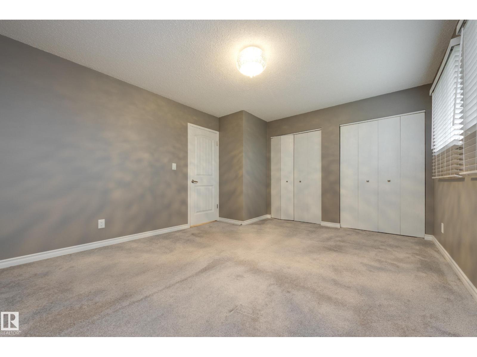 3526 42 AV NW - 19