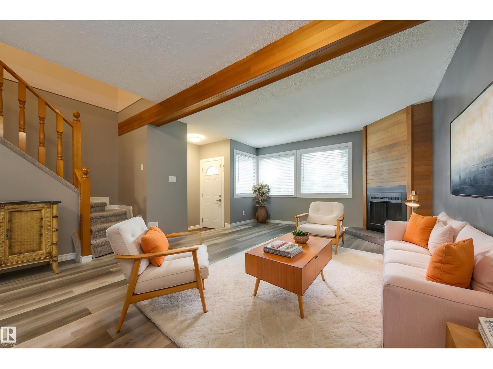 3526 42 AV NW - 3