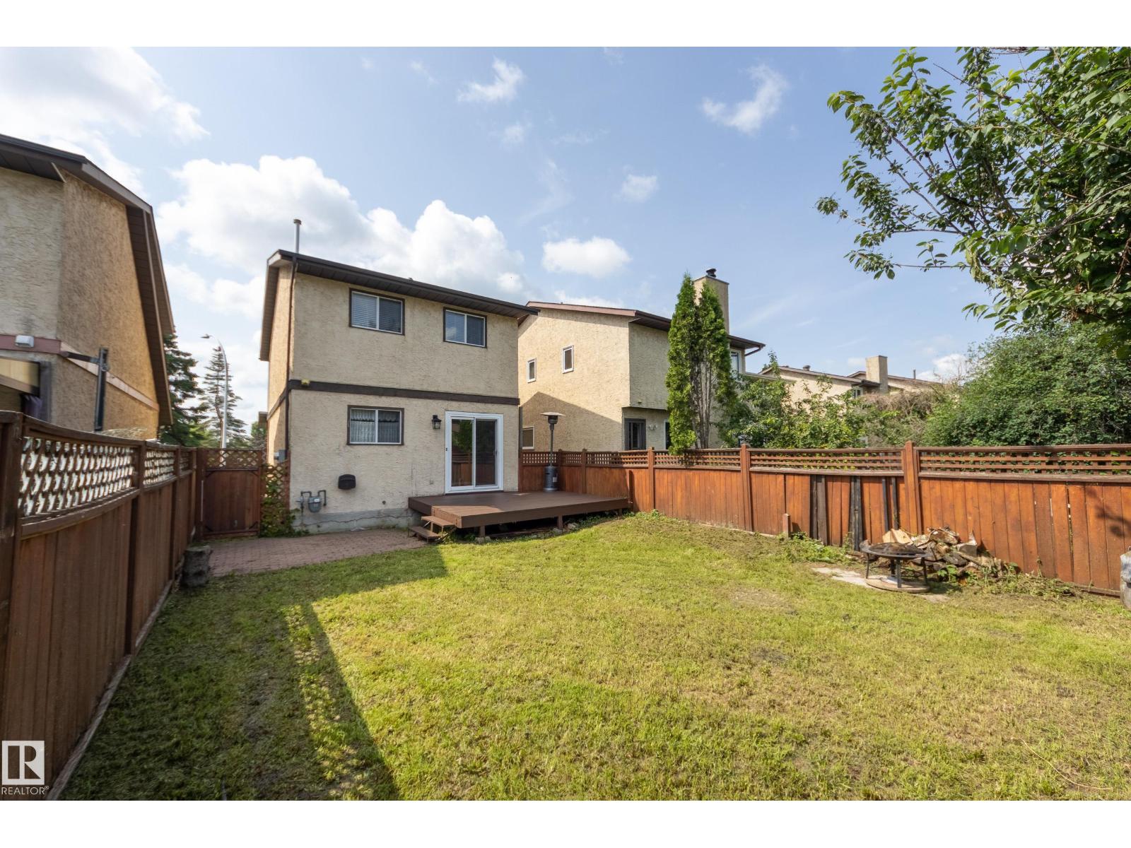 3526 42 AV NW - 33