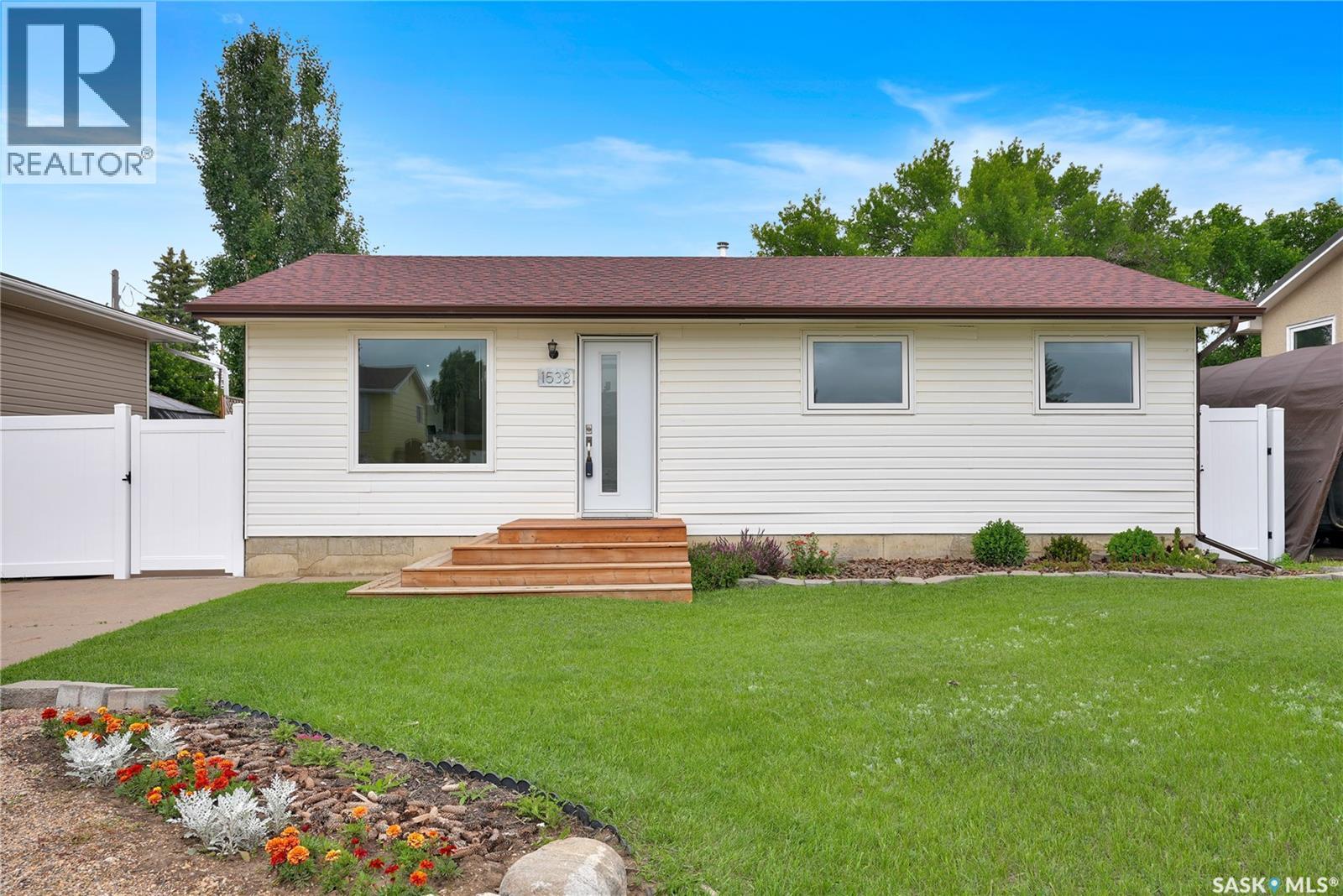 1538 Smith STREET - photo 5