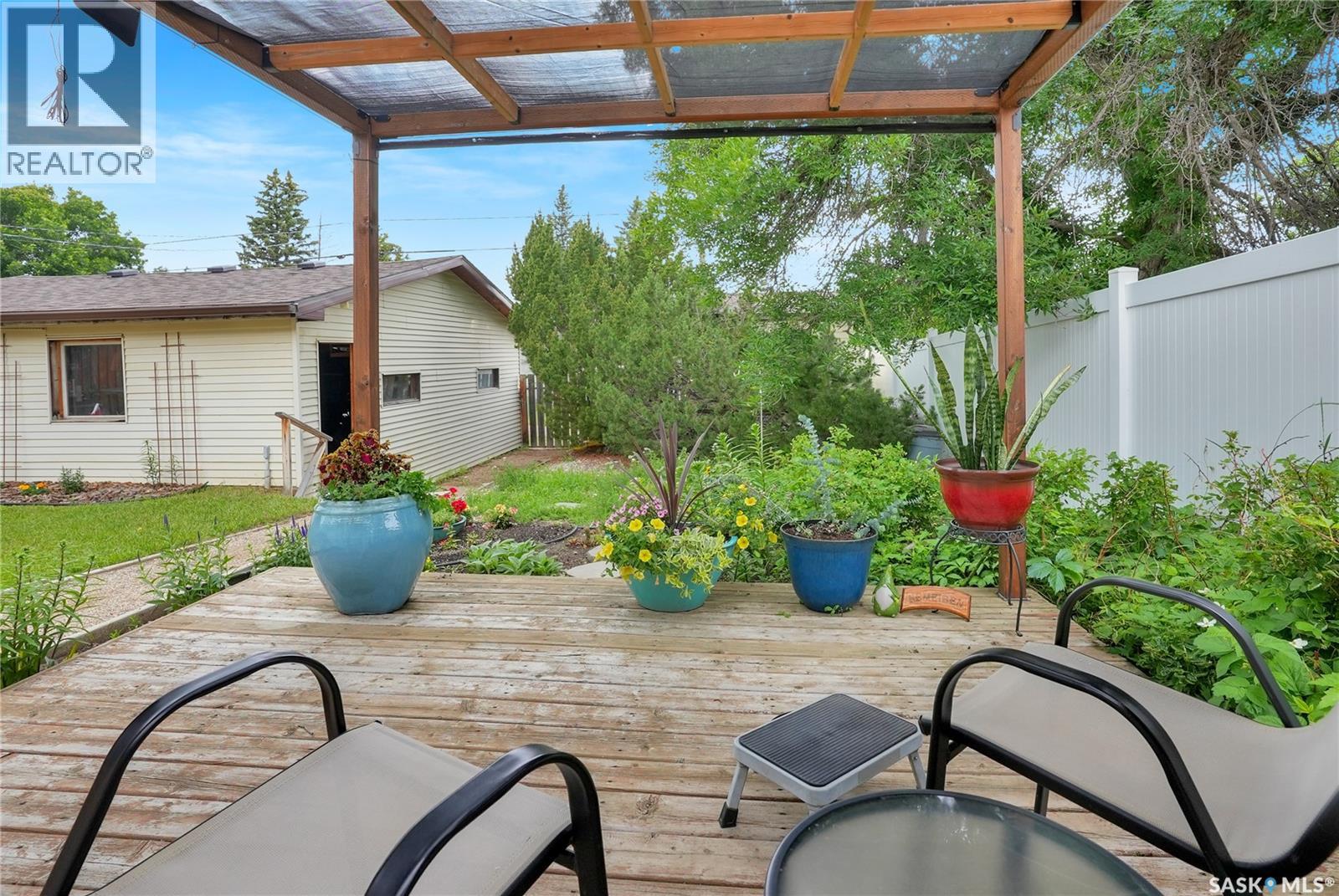 1538 Smith STREET — photo 40
