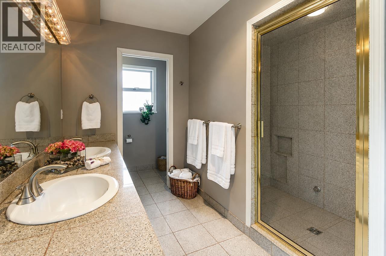 4 Bed, 4 Bath House for Sale in Coquitlam – 667 COLINET STREET, Coquitlam – MLS# R3140933 - Image 28