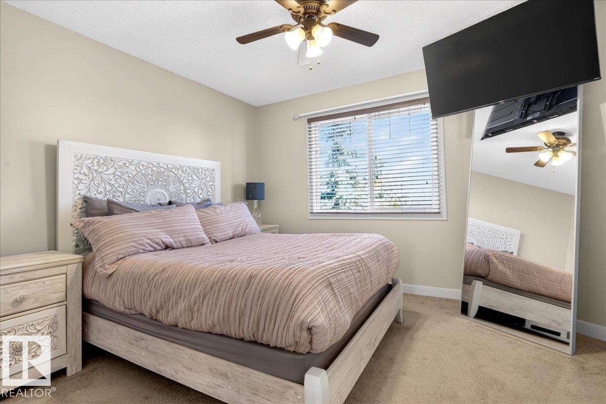 #18 6032 38 AV NW - 25
