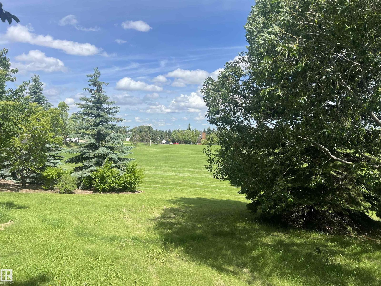 #18 6032 38 AV NW - 43