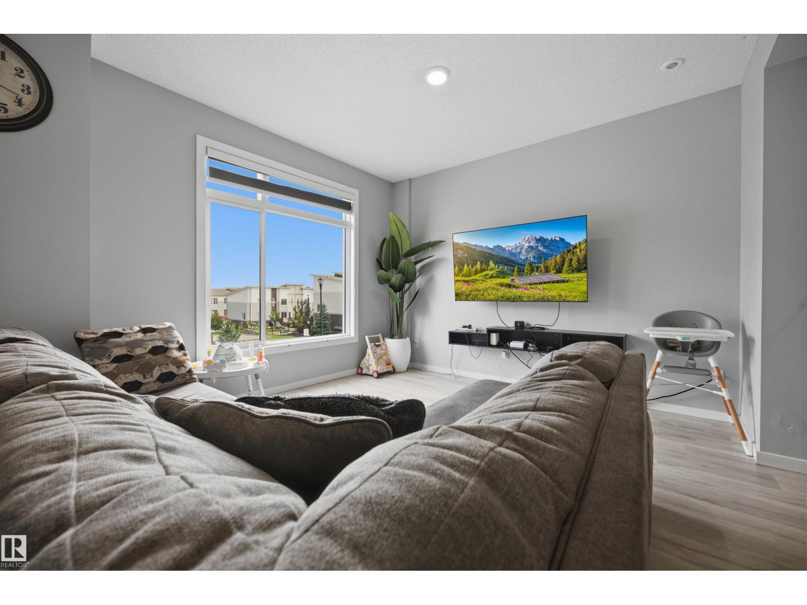 #26 804 WELSH DR SW - 22