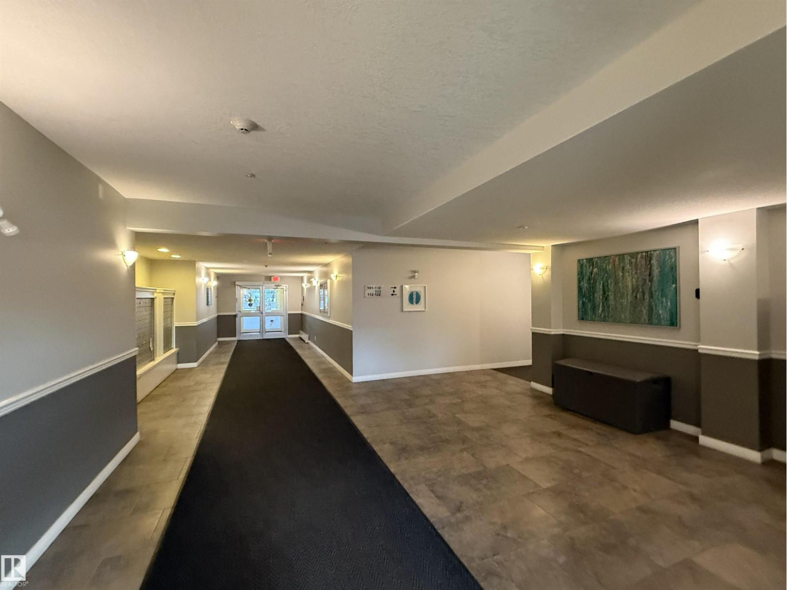 #119 10523 123 ST NW - 19
