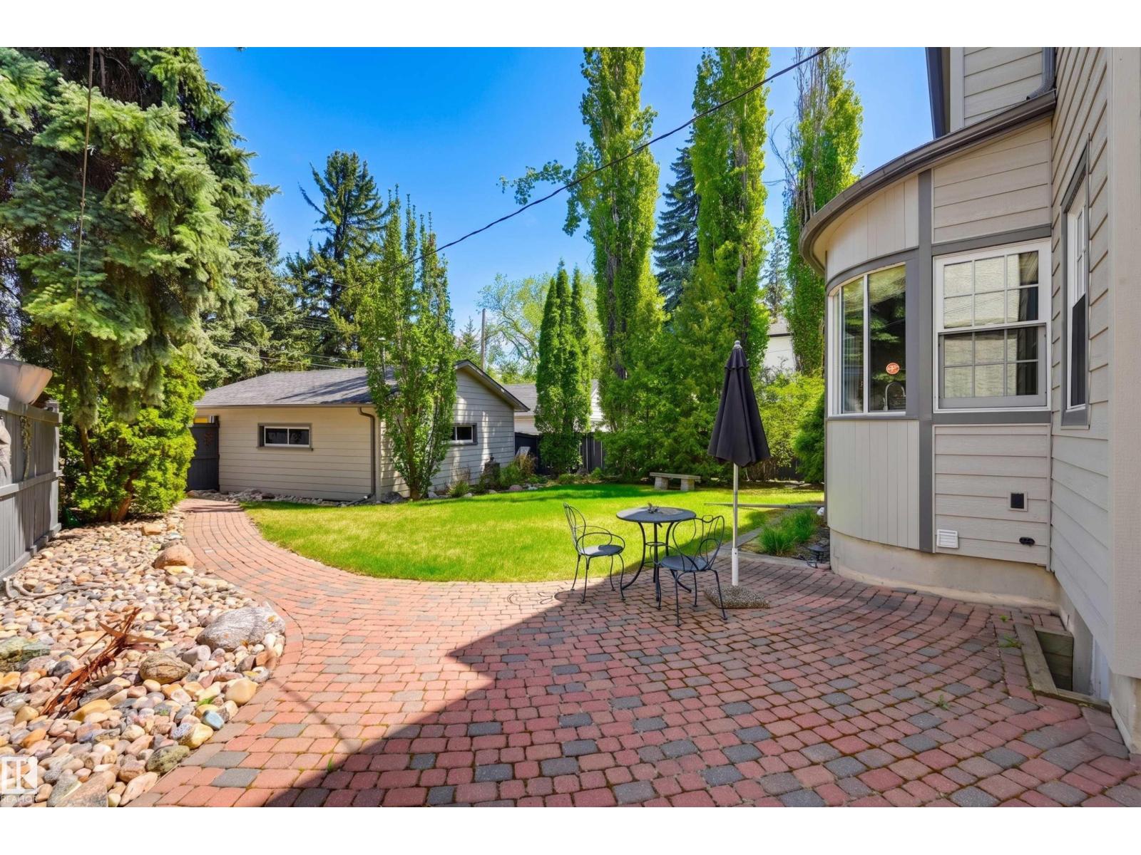 106 ST GEORGE'S CR NW - 52