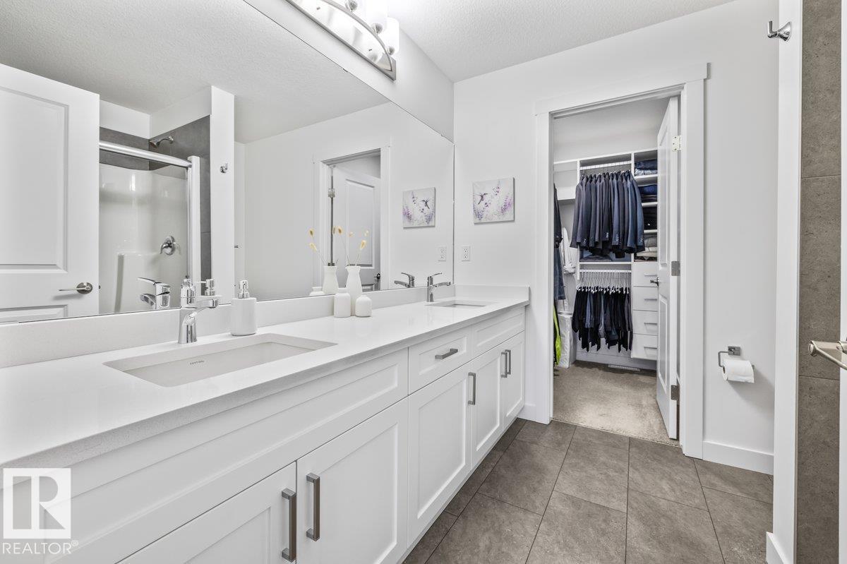 9307 221 ST NW - 28