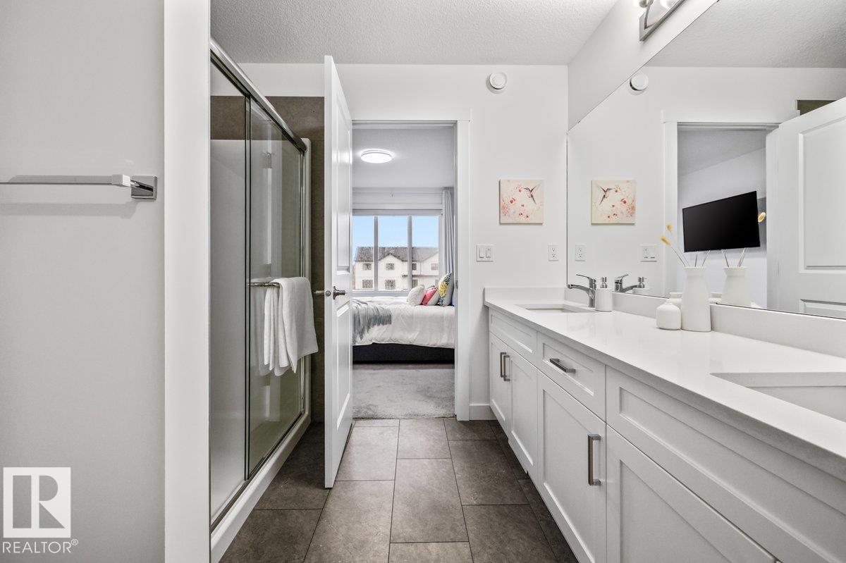 9307 221 ST NW - 29