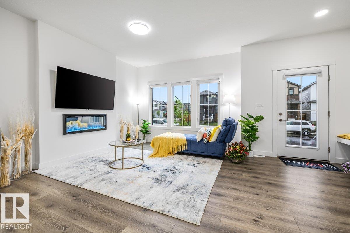 9307 221 ST NW - 6