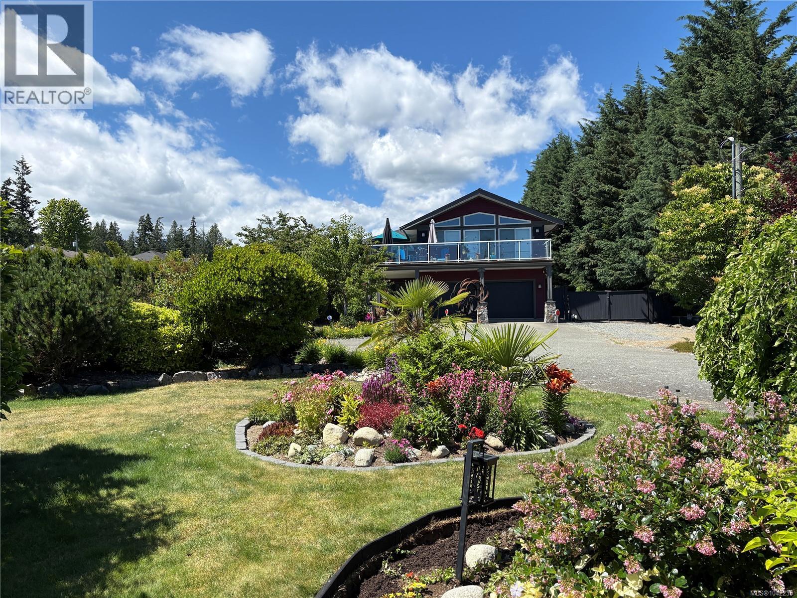 3635 Shannon Dr - 1