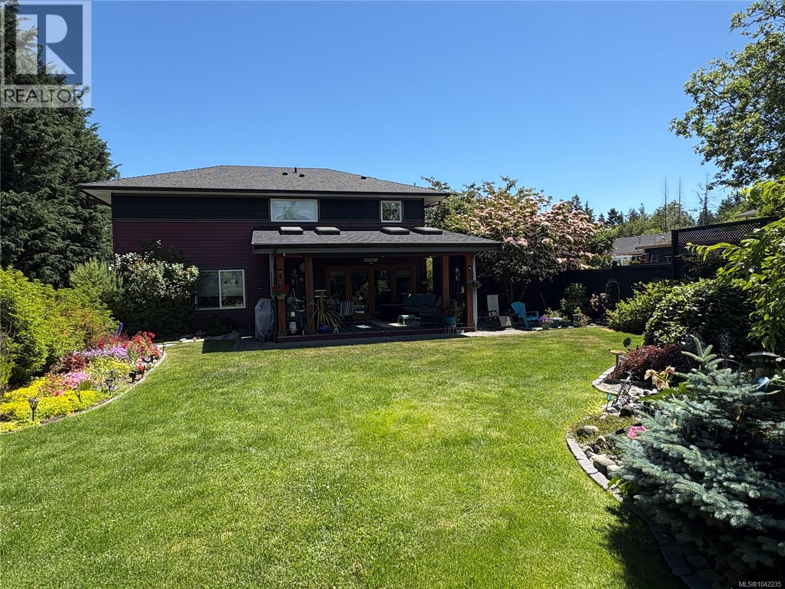3635 Shannon Dr - 42