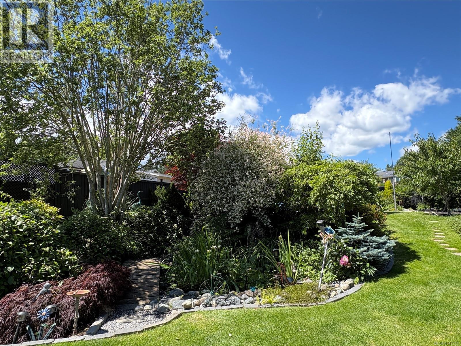 3635 Shannon Dr - 45