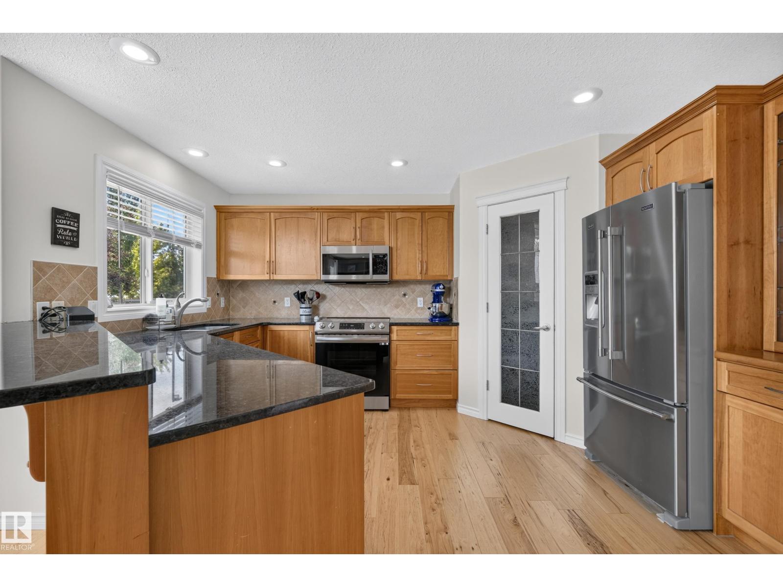 101 RIDGEBROOK CL — photo 10