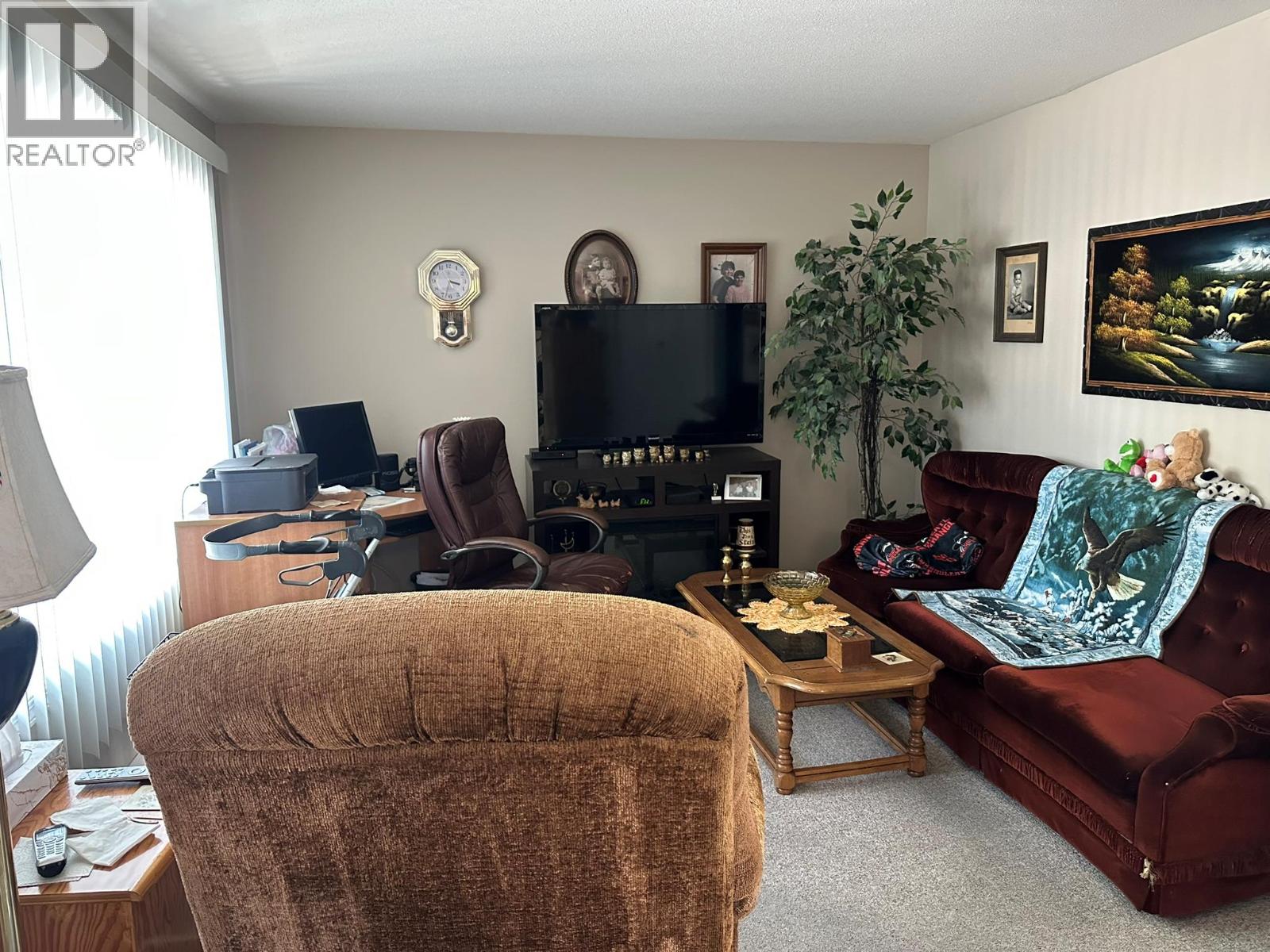 3710-3712 24 Avenue - 41