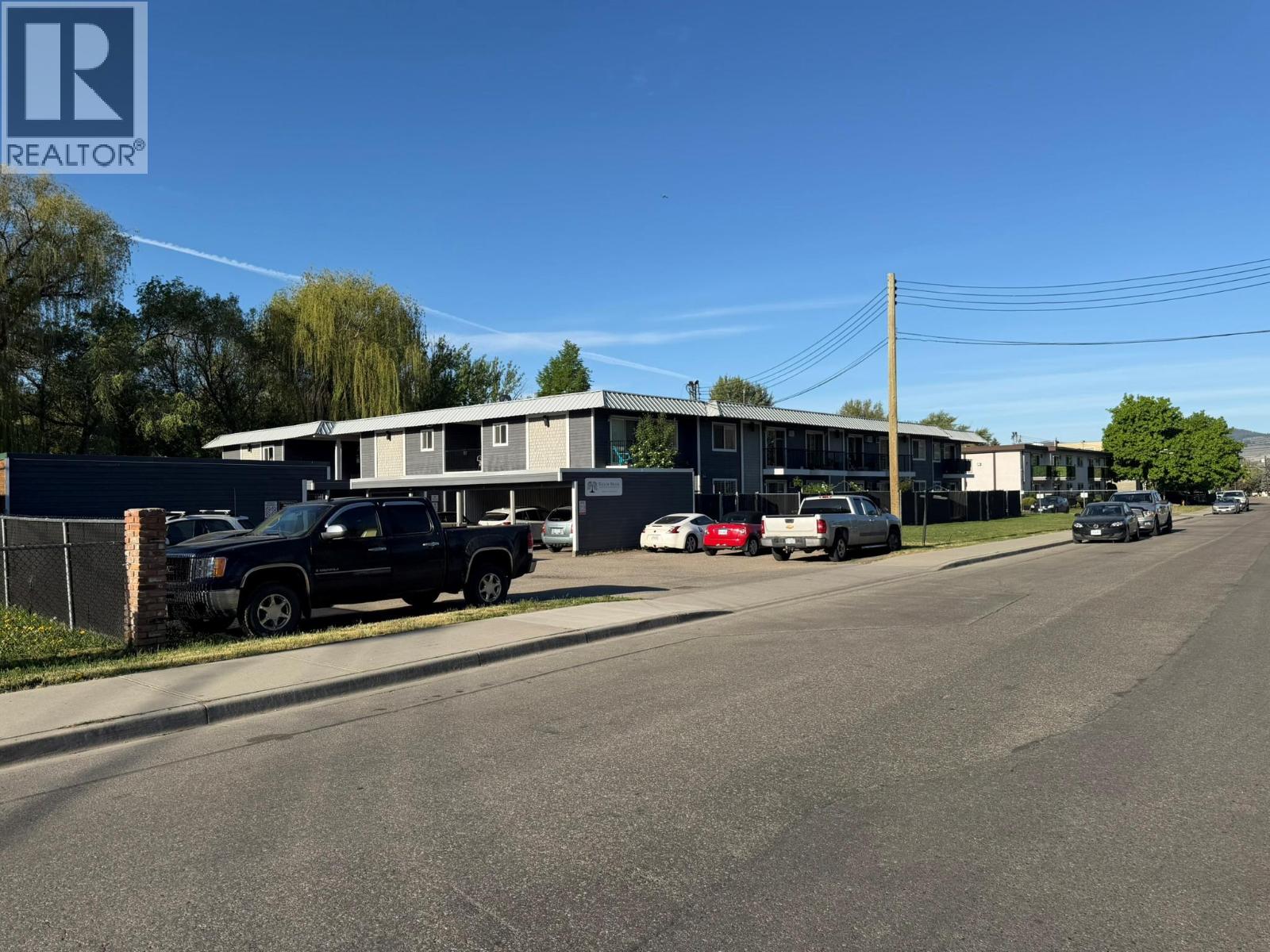 3710-3712 24 Avenue - 7