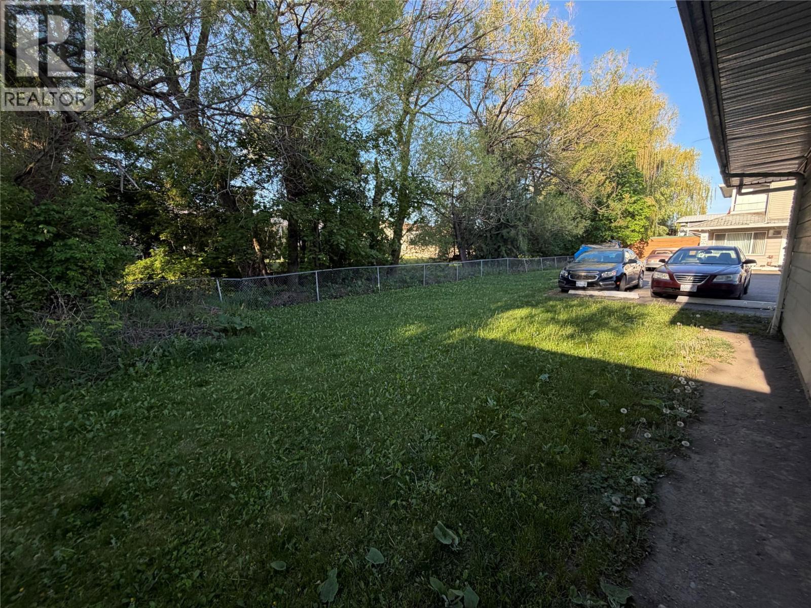 3710-3712 24 Avenue - 24
